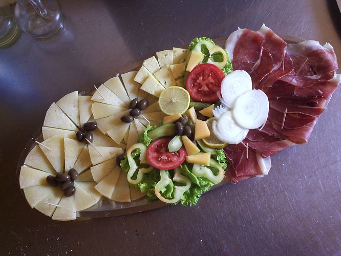 Dalmatian prosciutto and cheese